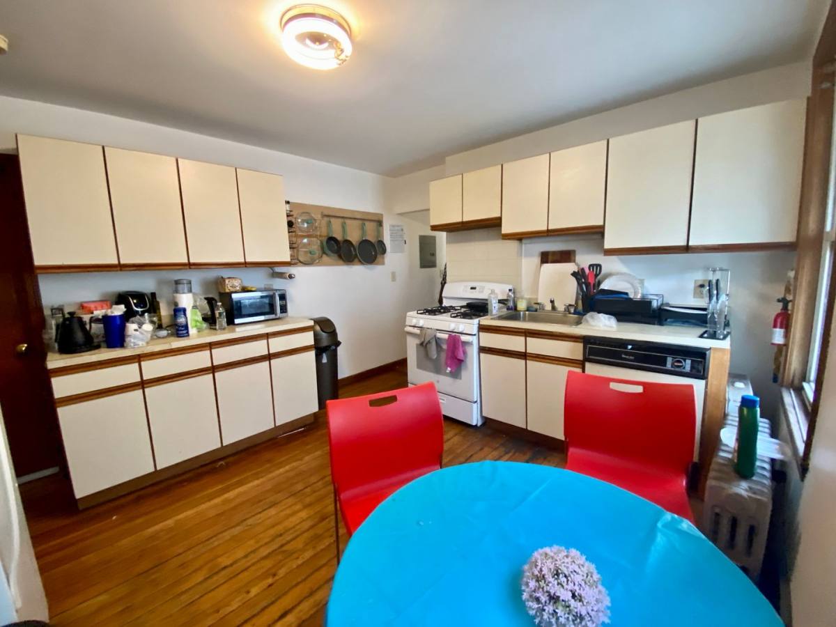 Apartment for rent at 1801 Beacon St, Brookline, MA 02445