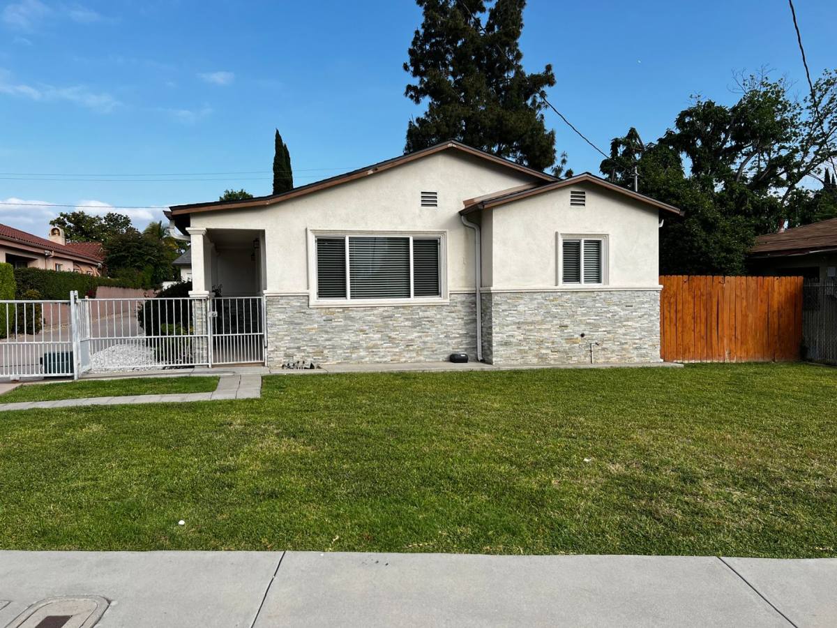 House for rent at 8852 Calmada Ave, Whittier, CA 90605