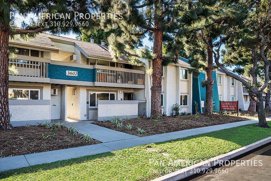Apartment for rent at 3582 Green Ave #12, Los Alamitos, CA 90720