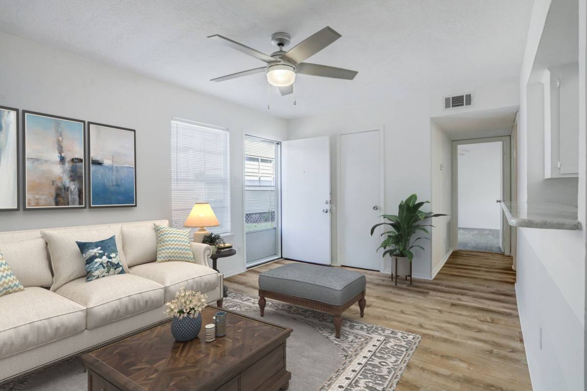 Apartment for rent at 606 Enid St, Houston, TX 77009