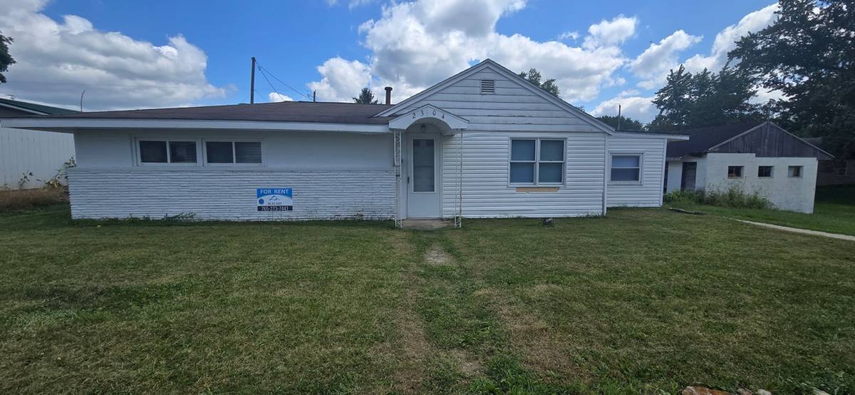 House for rent at 2304 S W St, Yorktown, IN 47396