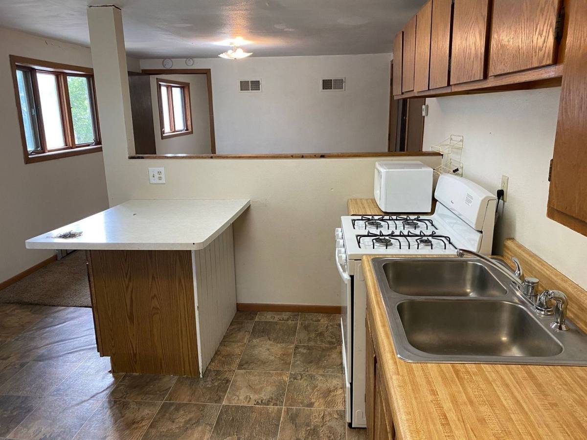 Apartment for rent at 423 N 1st Ave, Wausau, WI 54401