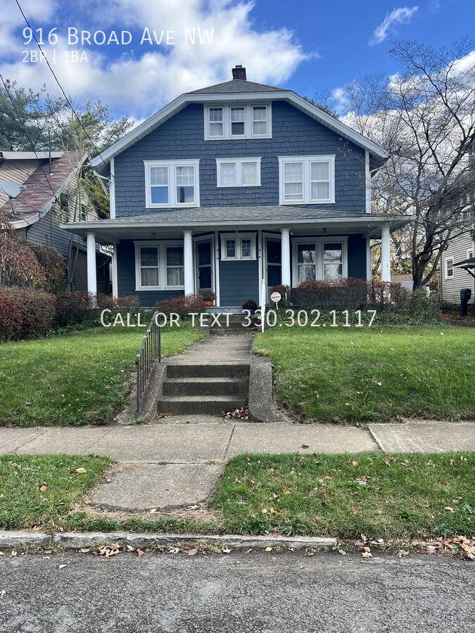 Apartment for rent at 916 Broad Ave NW, Canton, OH 44708