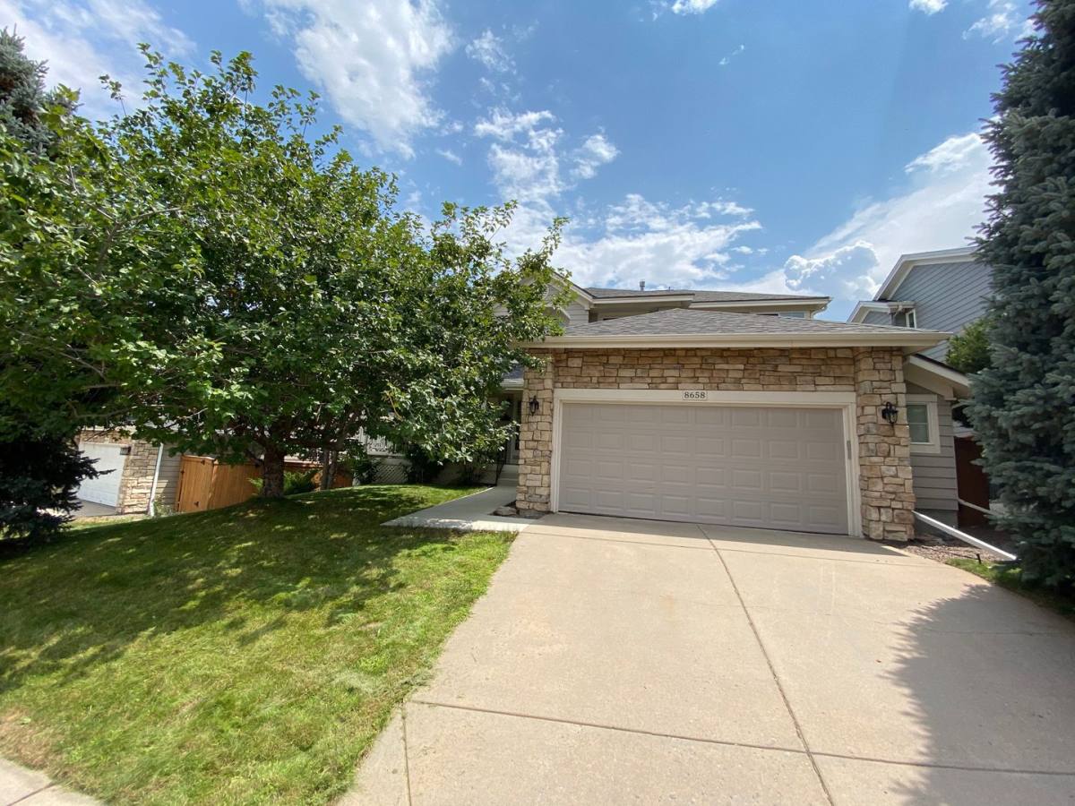 House for rent at 8658 Canongate Lane, Littleton, CO 80130