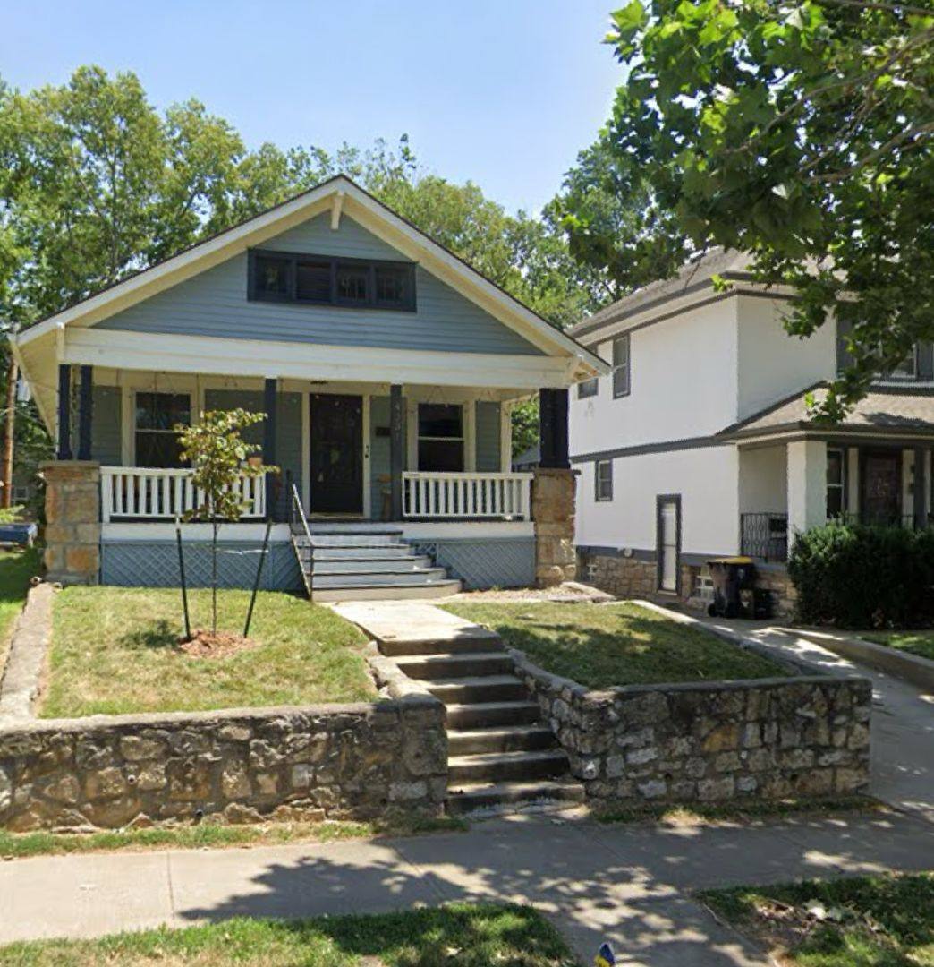 House for rent at 4331 Holly St, Kansas City, MO 64111
