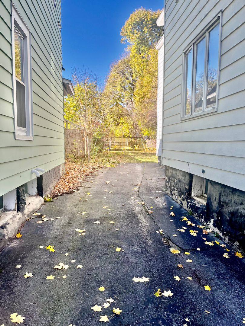 Apartment for rent at 605-07 Winton St, Syracuse, NY 13206