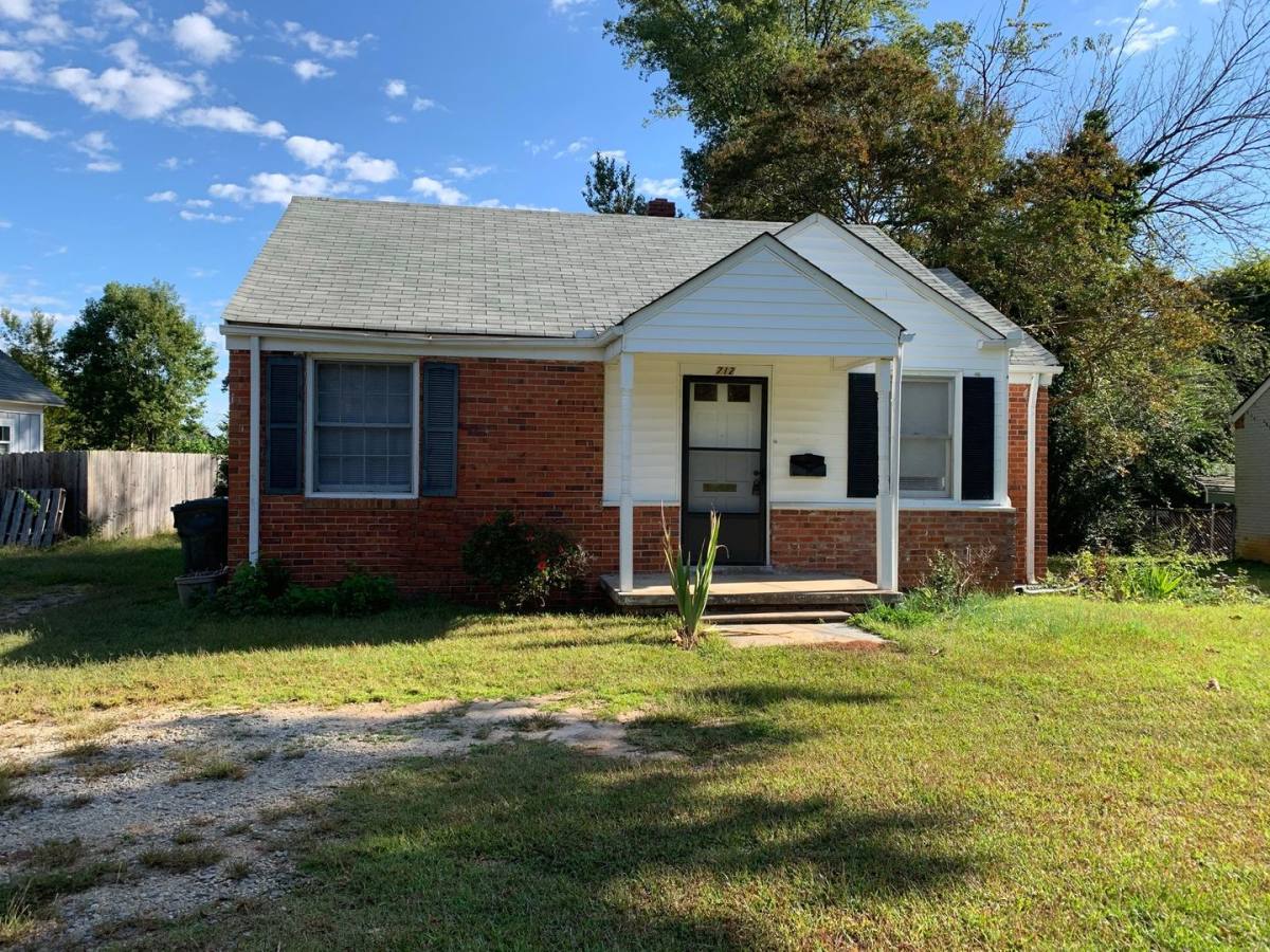 House for rent at 712 Hartford Rd, Raleigh, NC 27610