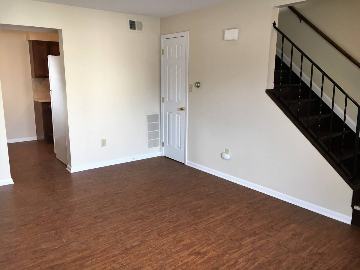 Apartment for rent at 3314-3318 N High St, Columbus, OH 43202
