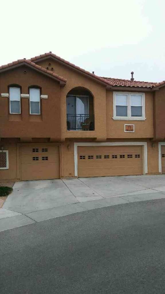 Townhouse for rent at 601 Menaul, Albuquerque, NM 87107