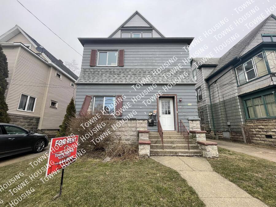 Apartment for rent at 111 Southside Parkway, Buffalo, NY 14220