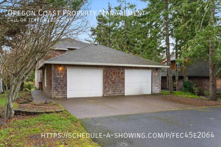 Apartment for rent at 4626 SE 51st St, Lincoln City, OR 97367