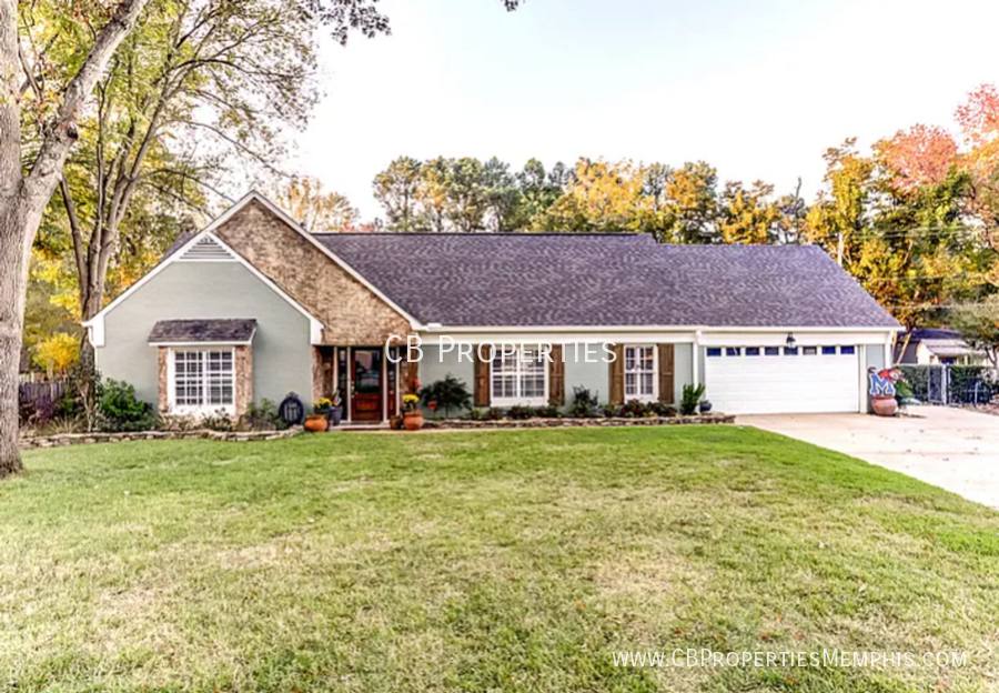 House for rent at 7076 Wickshire Cove W, Germantown, TN 38138