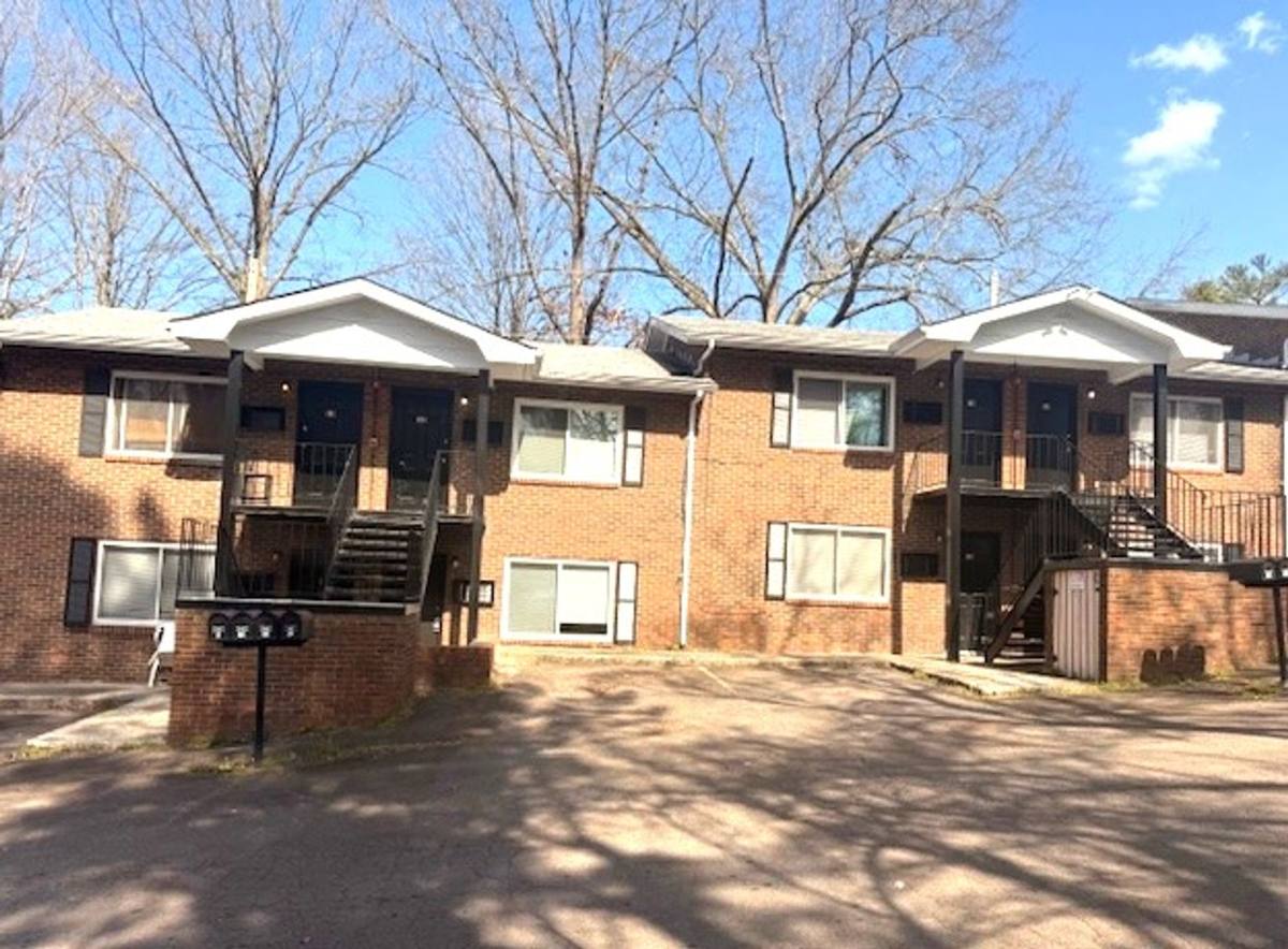 Apartment for rent at 2931 Edgewood Ave, Knoxville, TN 37917