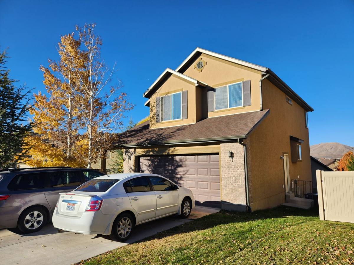 House for rent at 2857 E Lookout Dr, Eagle Mountain, UT 84005