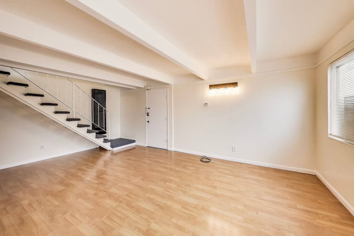 Apartment for rent at 1319 Brunswick St, Daly City, CA 94014