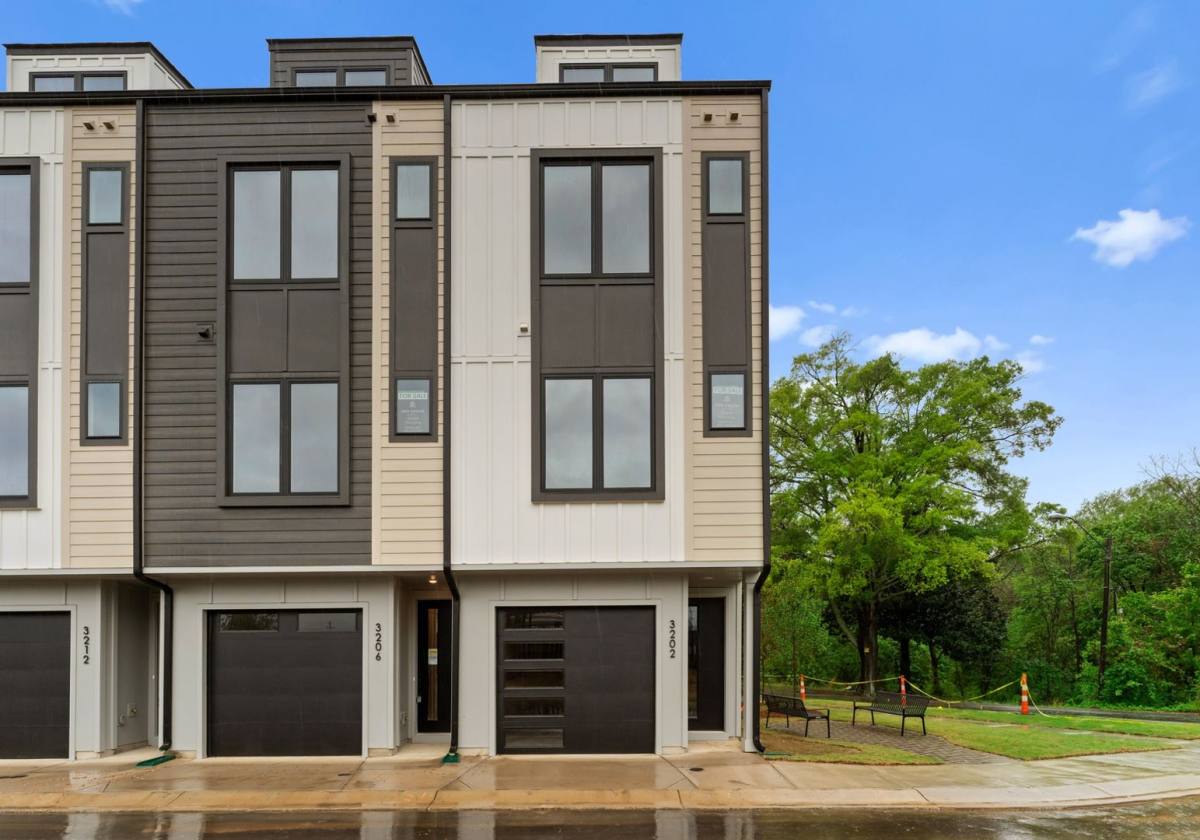 Townhouse for rent at 3202 Riley Ave, Charlotte, NC 28269
