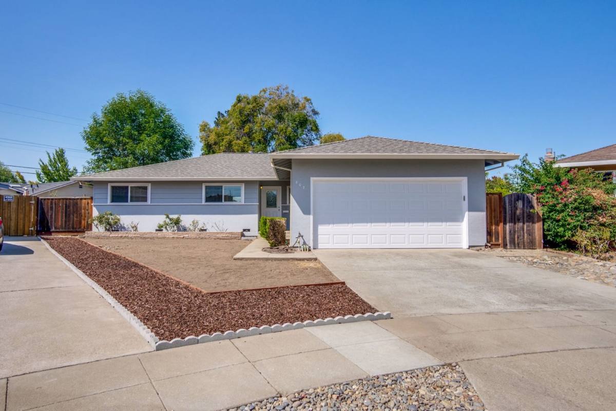 House for rent at 807 Killarney Court, Sunnyvale, CA 94087