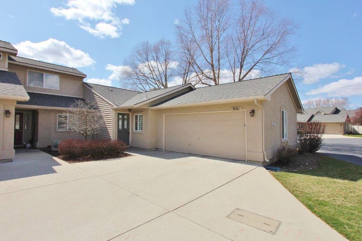 Townhouse for rent at 901 E Old Saybrook Lane, Boise, ID 83706