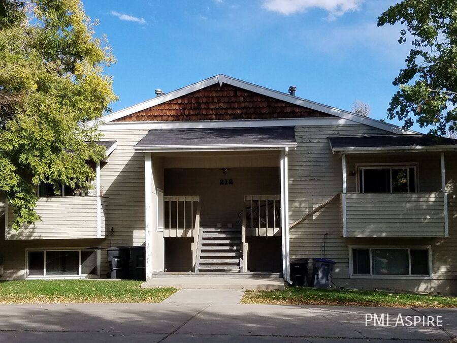 Apartment for rent at 212 Pratt St #B, Longmont, CO 80501