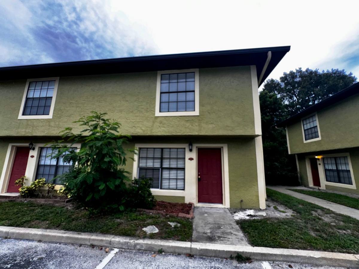 Townhouse for rent at 7473 Belle River Court, Winter Park, FL 32792