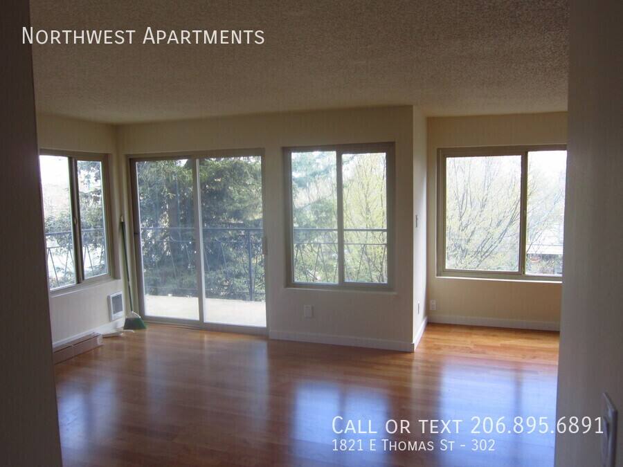 Apartment for rent at 1821 E Thomas St #302, Seattle, WA 98112