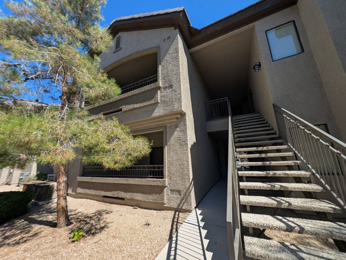Condo for rent at 8250 N Grand Canyon Dr, Las Vegas, NV 89166