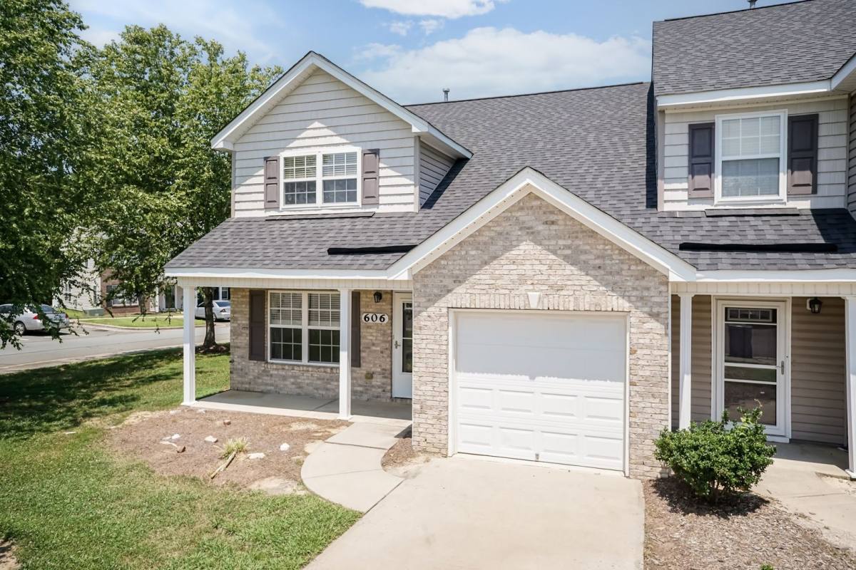House for rent at 606 Thistle Dr, Burlington, NC 27217