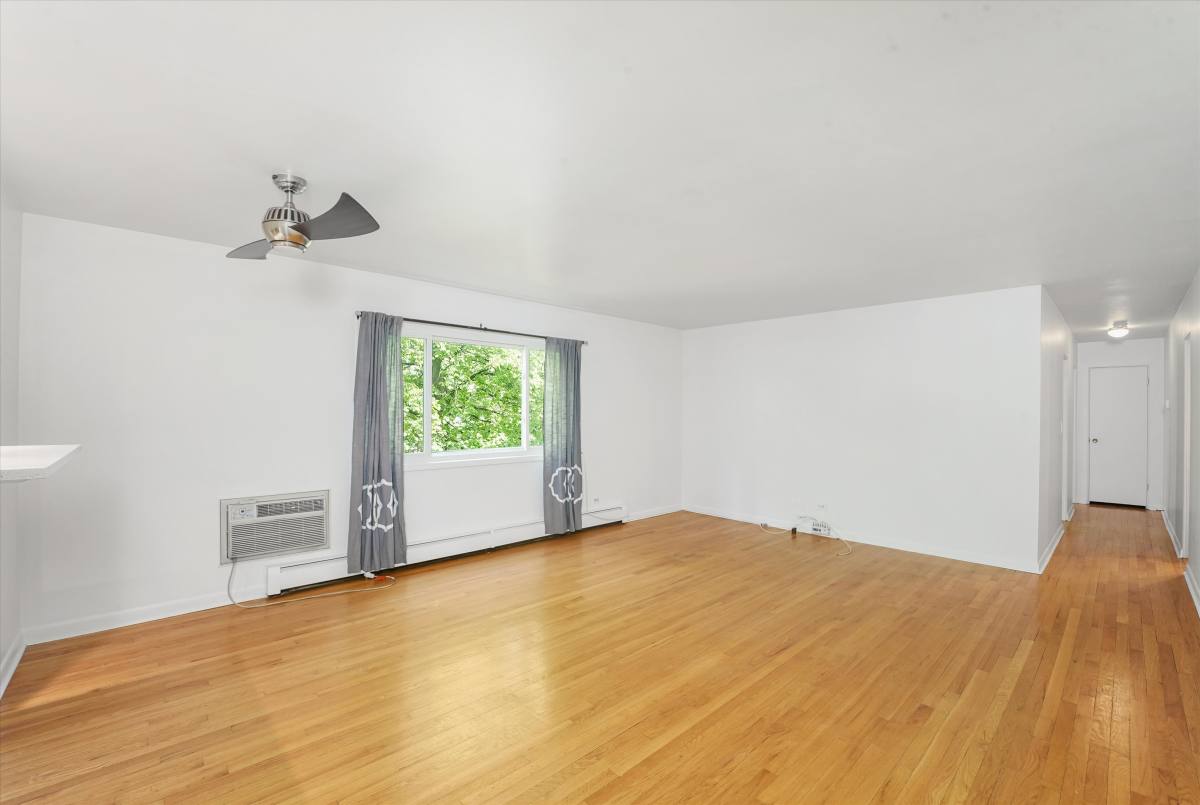 Apartment for rent at 200 S Blvd #R1-1B, Evanston, IL 60202
