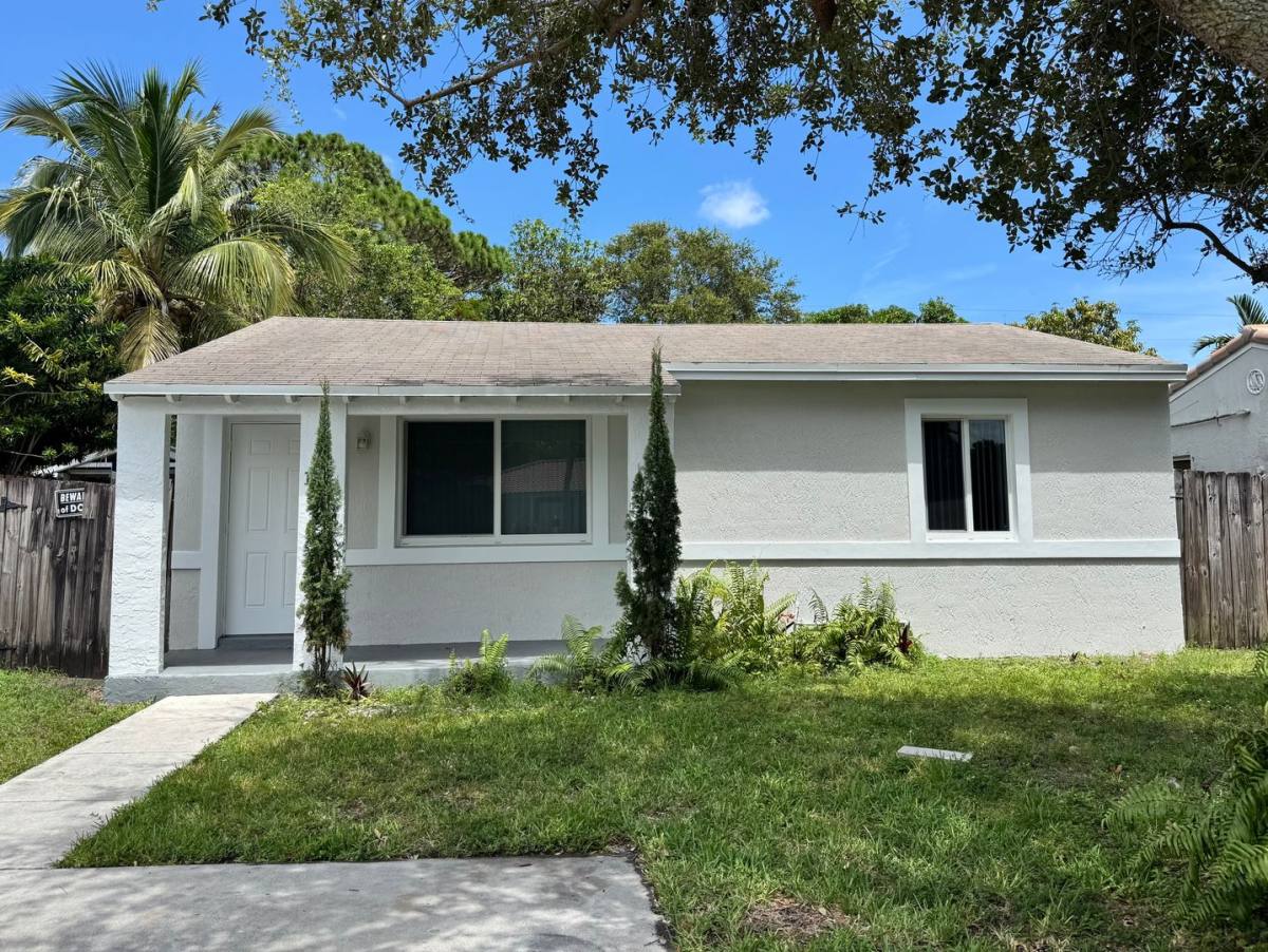 Apartment for rent at 1304 NW 6th Ave, Fort Lauderdale, FL 33311