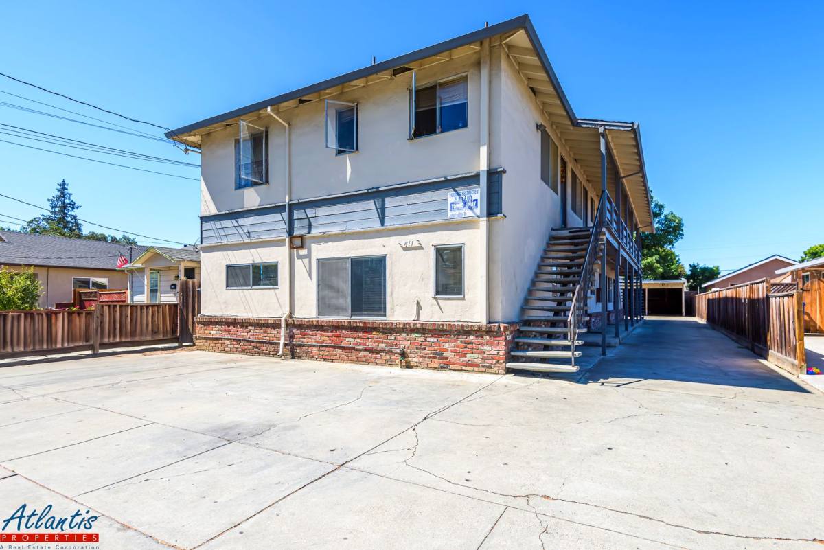 Apartment for rent at 411 Clifton Ave, San Jose, CA 95128
