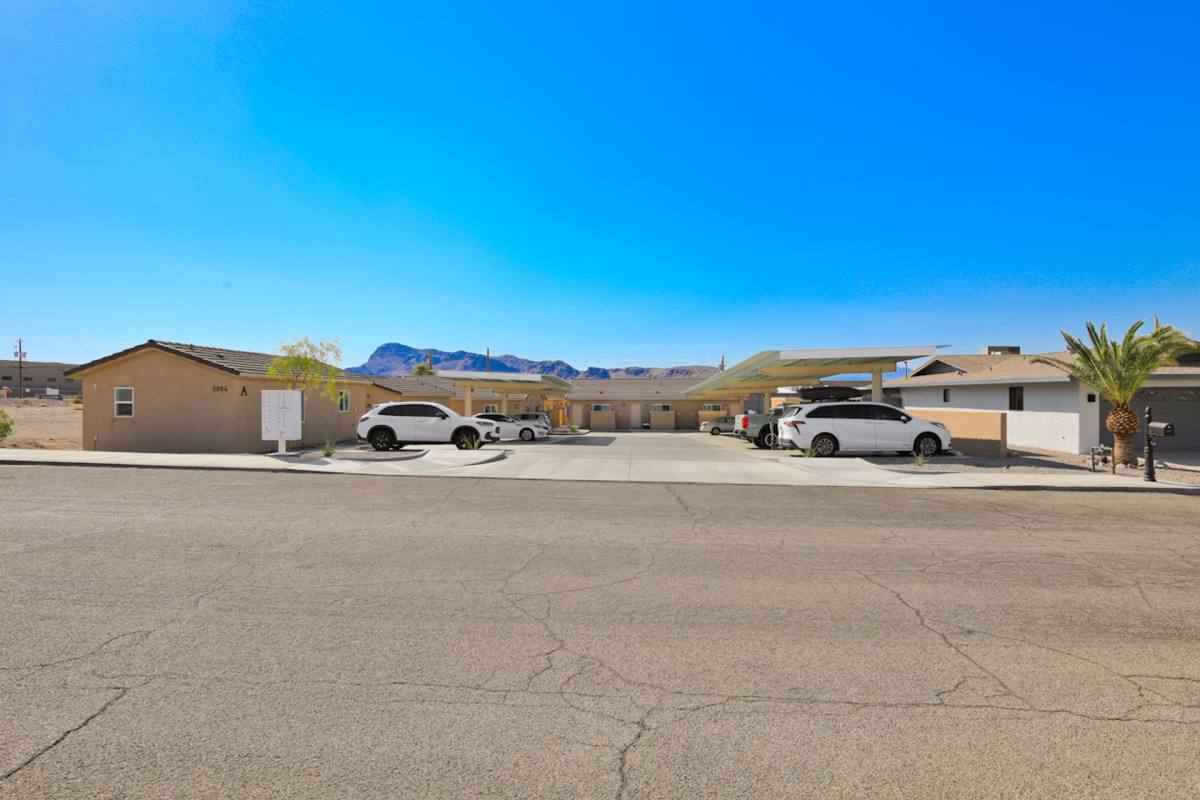 Apartment for rent at 3064 Shoshone Dr, Lake Havasu City, AZ 86406