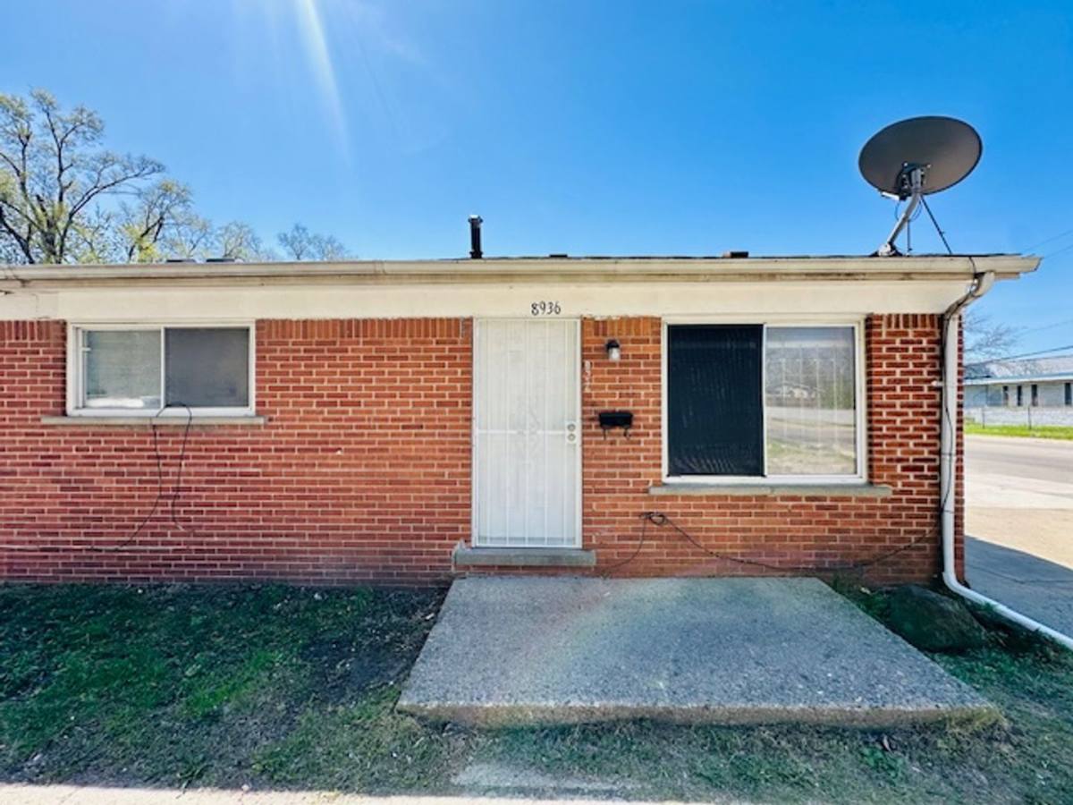 Apartment for rent at 8936 Schaefer Highway, Detroit, MI 48228