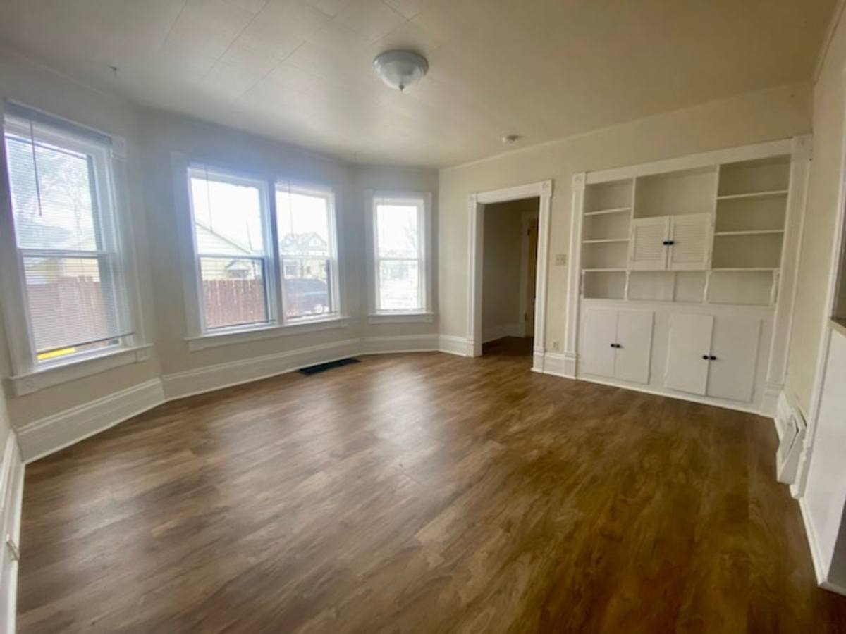 Apartment for rent at 912 Doty St, Green Bay, WI 54301