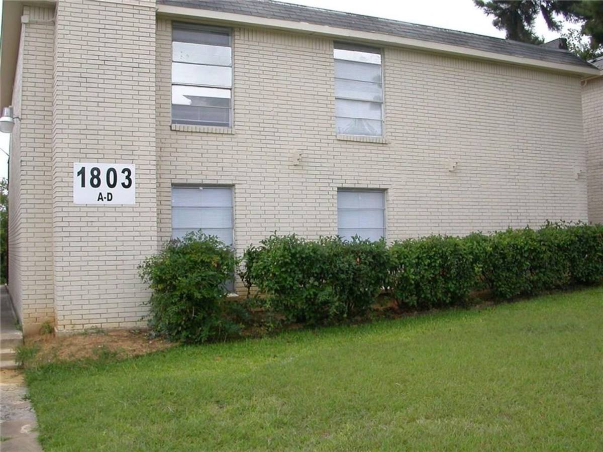 Apartment for rent at 1803 Roman Rd, Grand Prairie, TX 75050