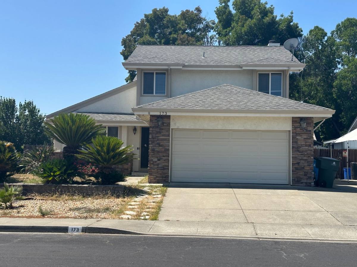 House for rent at 452 Limerick Way, Vacaville, CA 95688