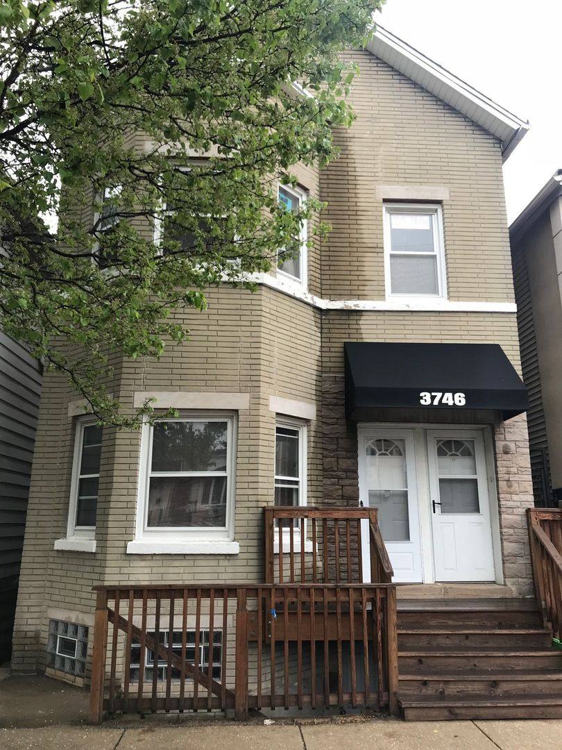 Apartment for rent at 3746 S Wallace St, Chicago, IL 60609