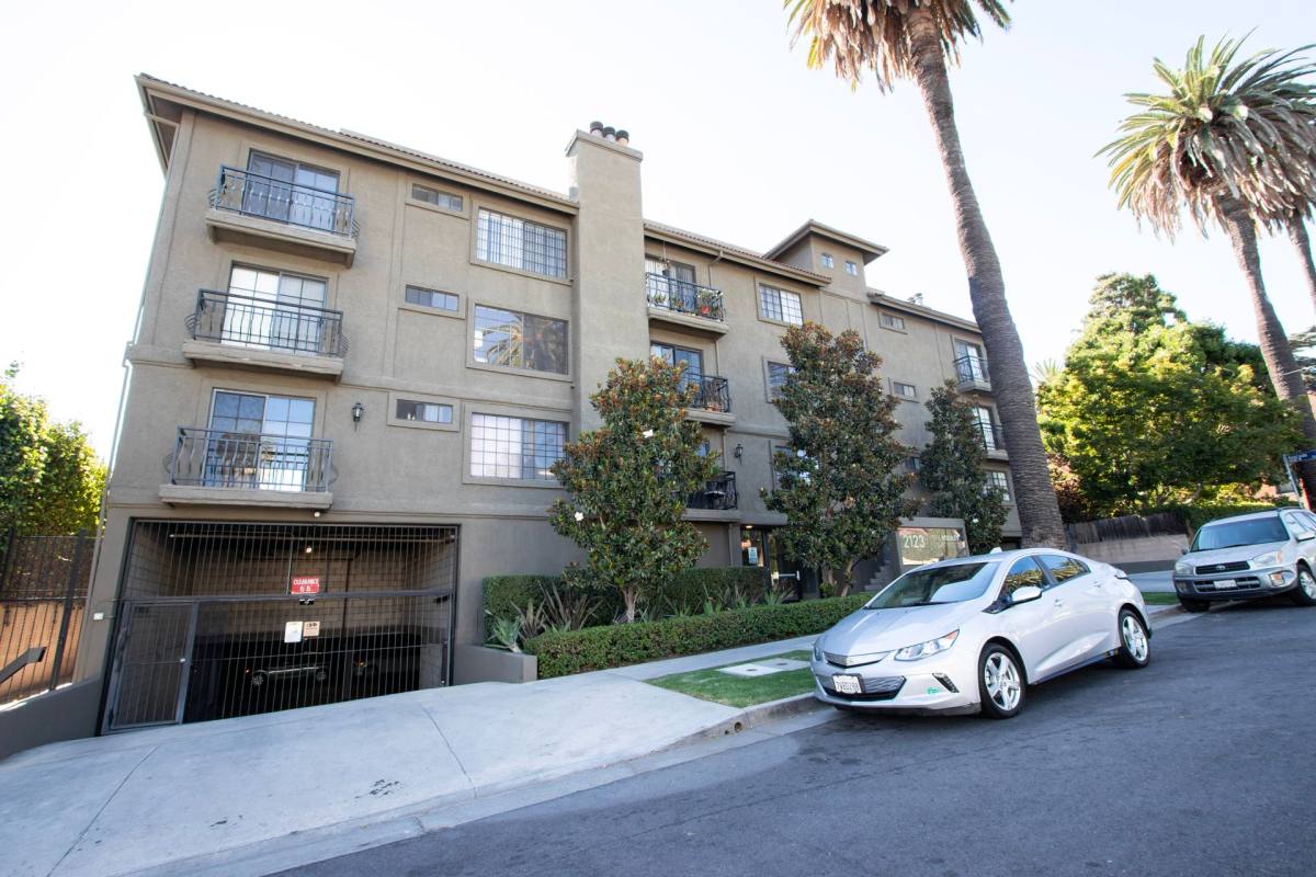 Apartment for rent at 2123 Rodney Dr, Los Angeles, CA 90027