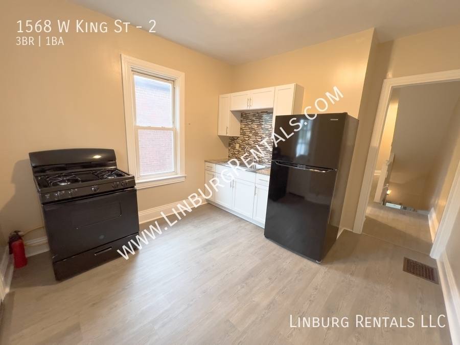 Apartment for rent at 1568 W King St #2, York, PA 17404