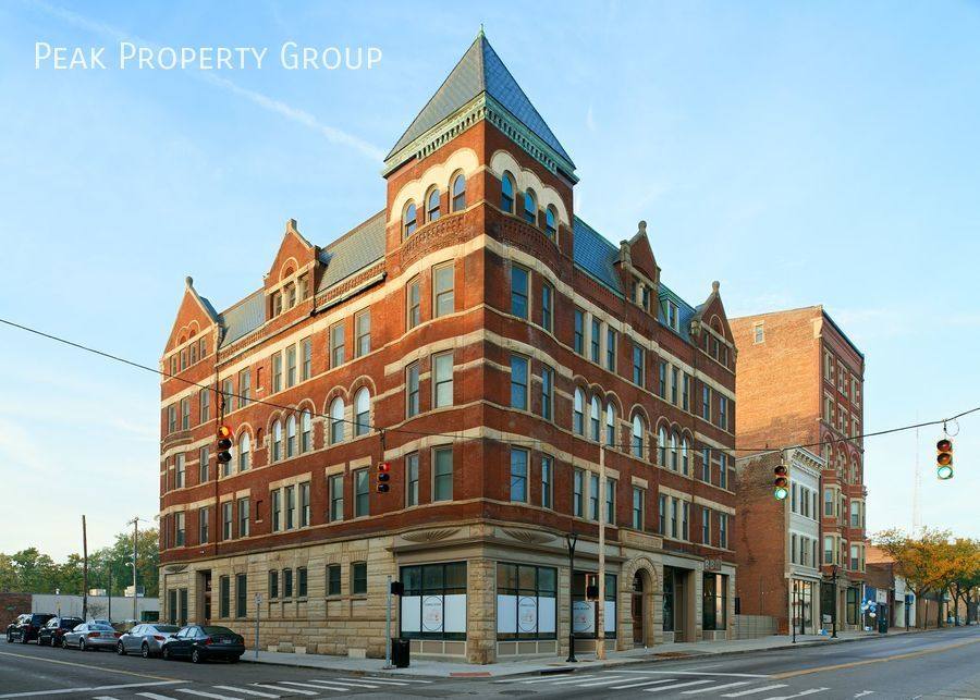 Apartment for rent at 975 E McMillan St #303, Cincinnati, OH 45206