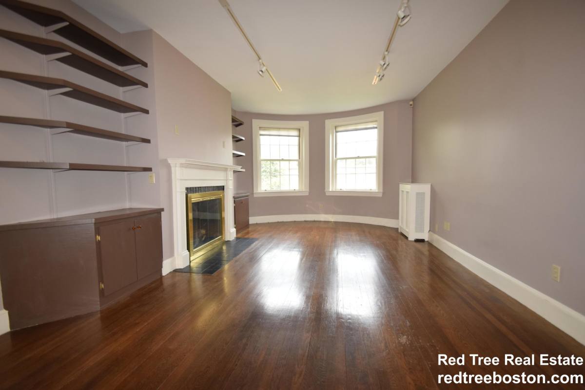 Apartment for rent at 141 Beaconsfield Rd #5, Brookline, MA 02445