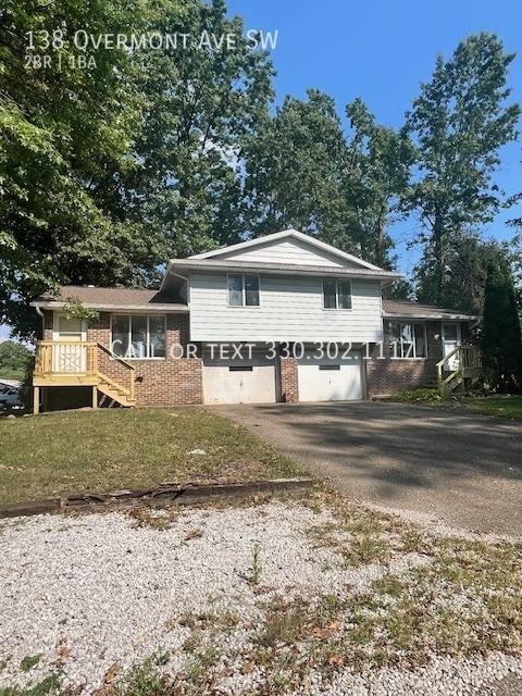Townhouse for rent at 138 Overmont Ave SW, Massillon, OH 44646