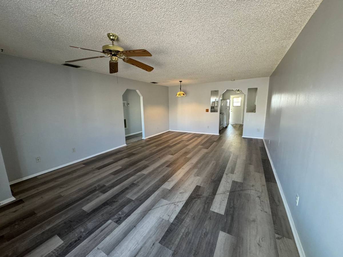 Apartment for rent at 611 Ridge Terrace, Winter Haven, FL 33881