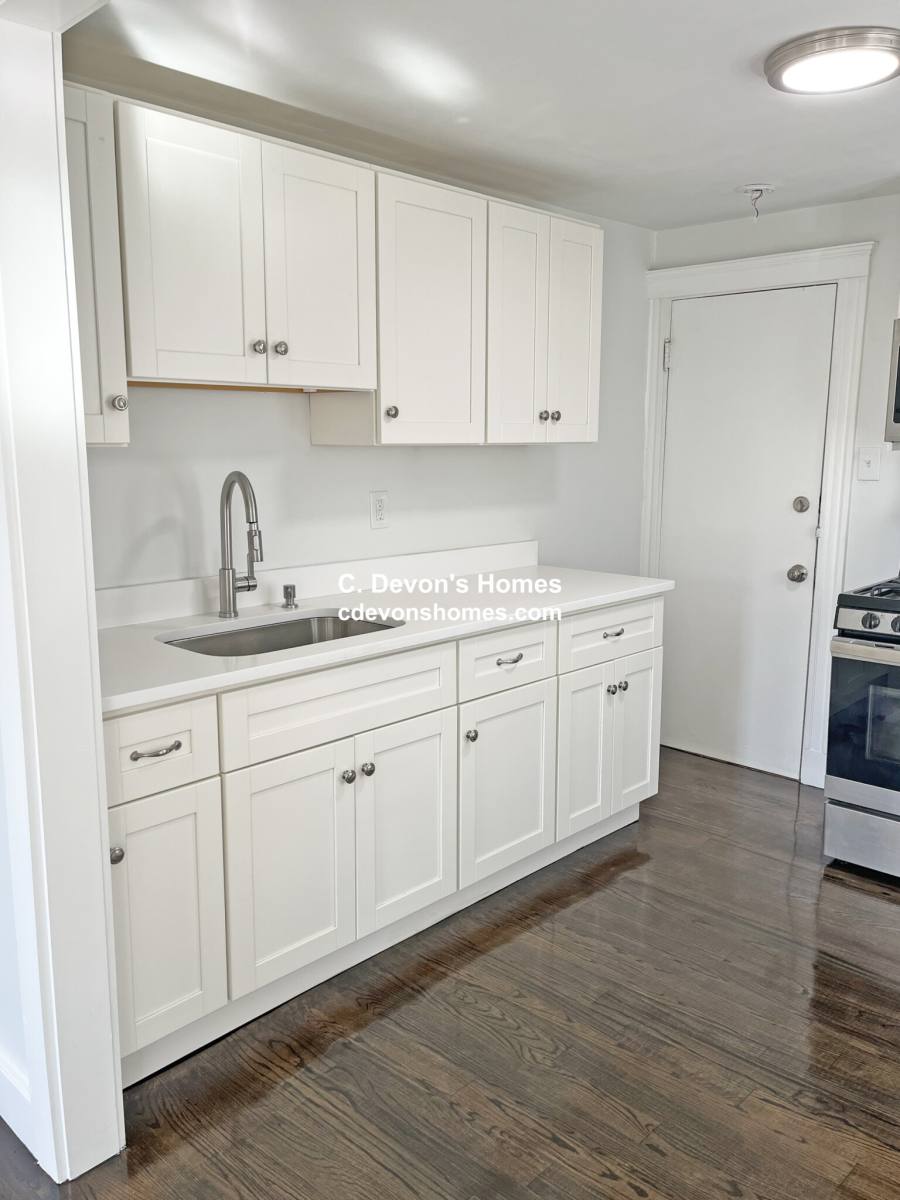 Apartment for rent at 53 N Common St #2R, Lynn, MA 01901