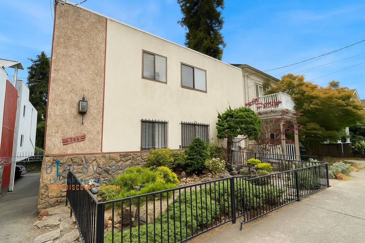 Apartment for rent at 266 Athol Ave, Oakland, CA 94606