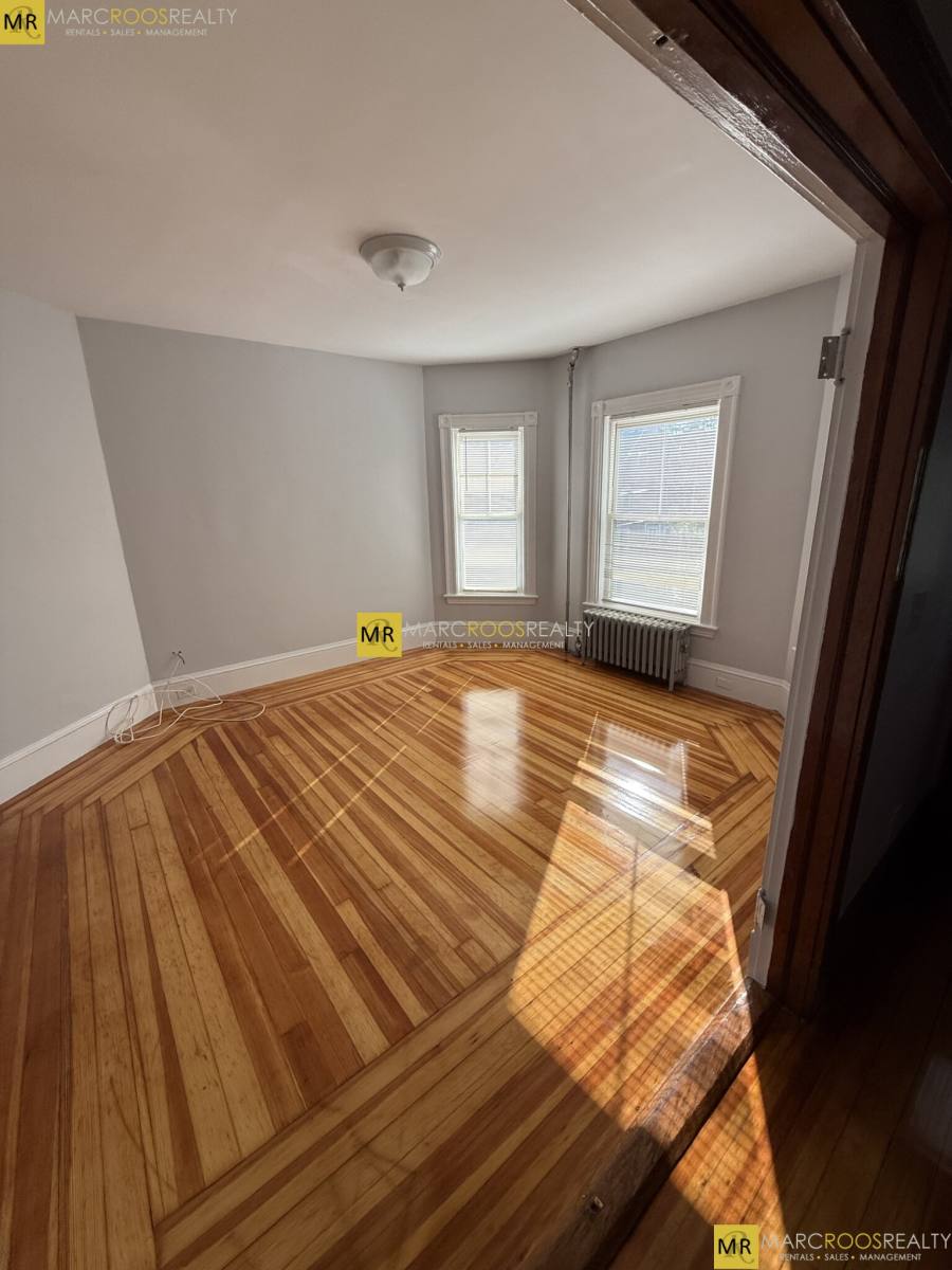 Apartment for rent at 68 Willow Ave #2, Somerville, MA 02144
