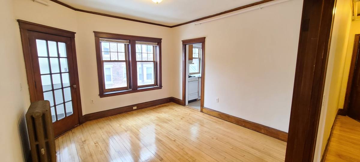 Apartment for rent at 3 Linnaean St #38, Cambridge, MA 02138