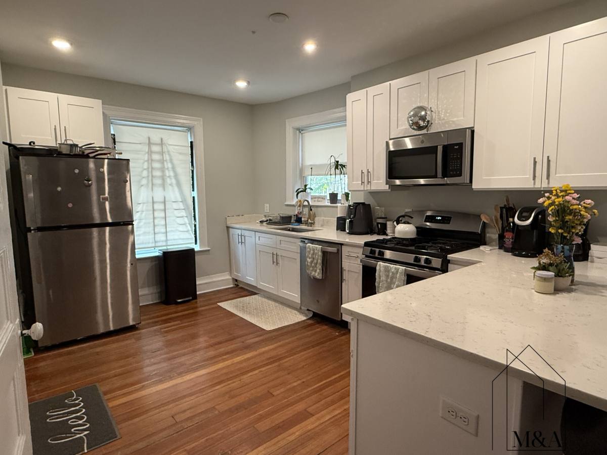 Apartment for rent at 112 Winthrop Rd #2, Brookline, MA 02445