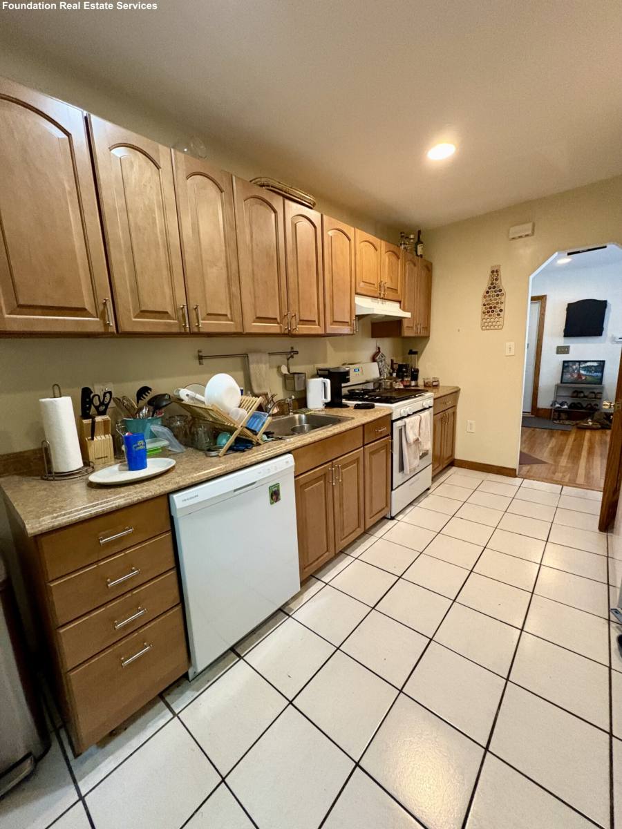 Townhouse for rent at 27 S Crescent Circuit #1, Brighton, MA 02135