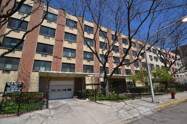 Apartment for rent at 538 Roscoe #P975, Chicago, IL 60657