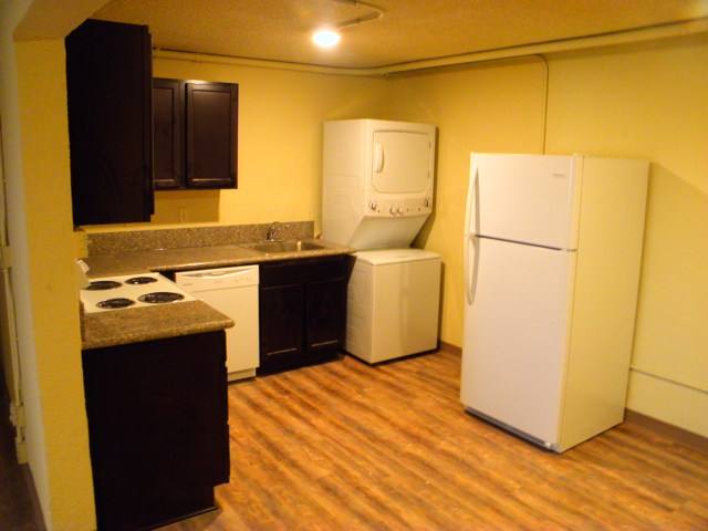 Apartment for rent at 3713 E Ross Parkway #200, Wichita, KS 67210